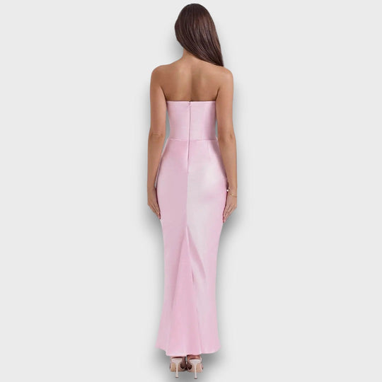 Isedra – Midi Dress with Sculptural Line