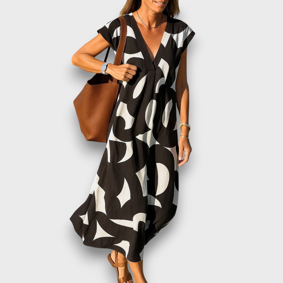 Linae – Airy Dress with V-Neck