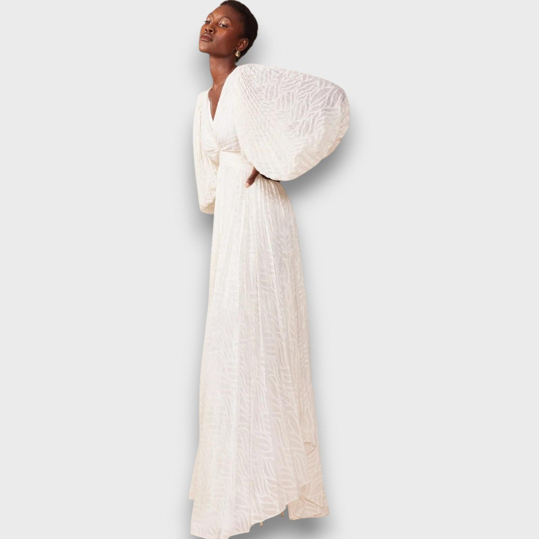 Esania – Elegant Maxi Dress