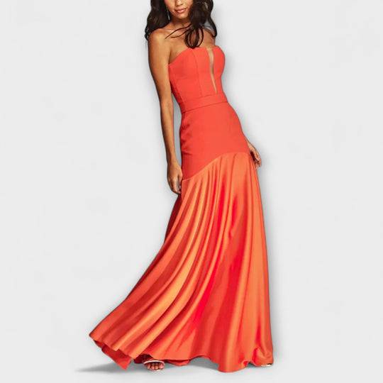 Vadena – Off-the-Shoulder Maxi Dress with V-Neck