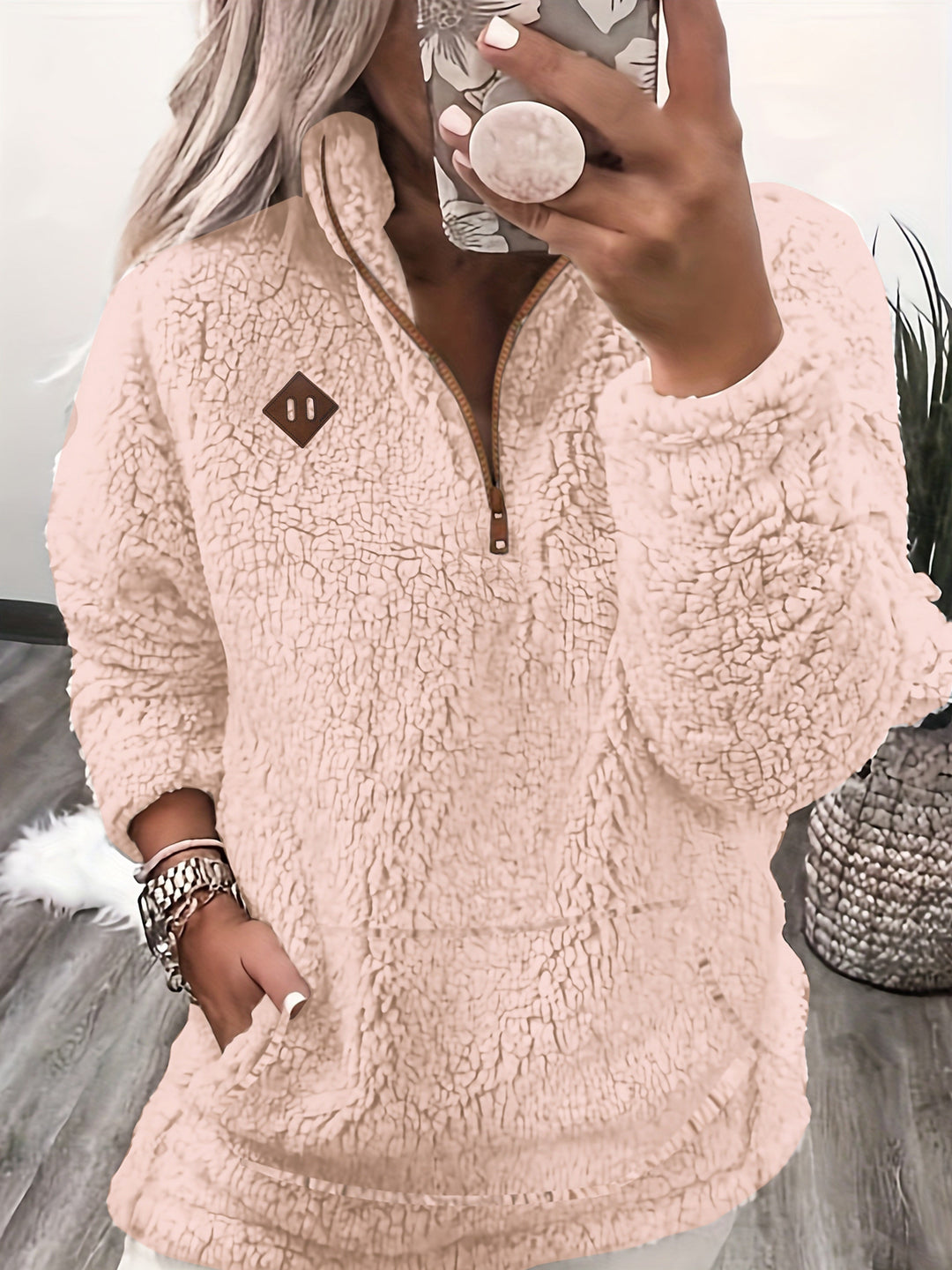 Farima – Plush Sherpa Pullover for Women