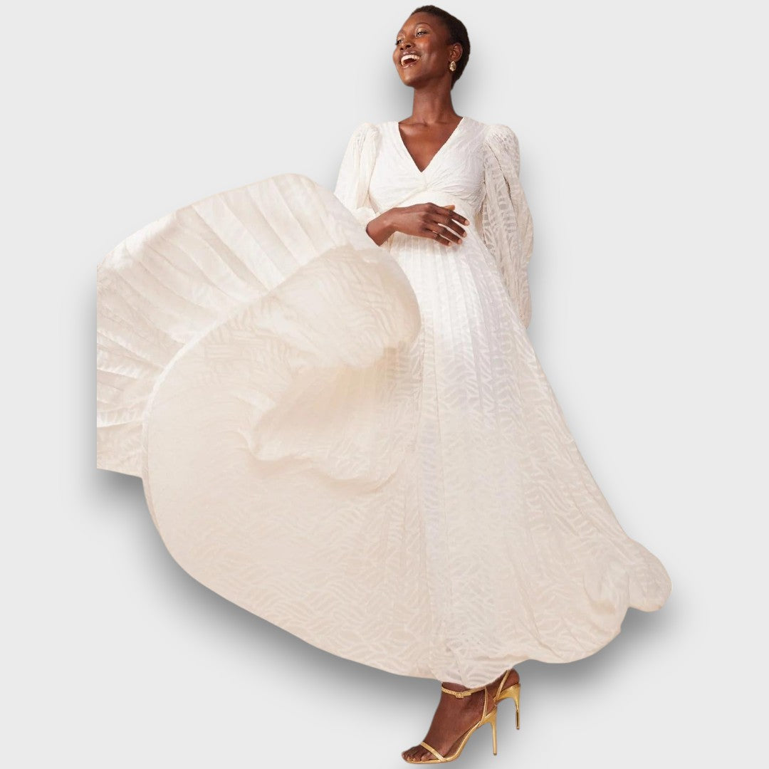 Esania – Elegant Maxi Dress