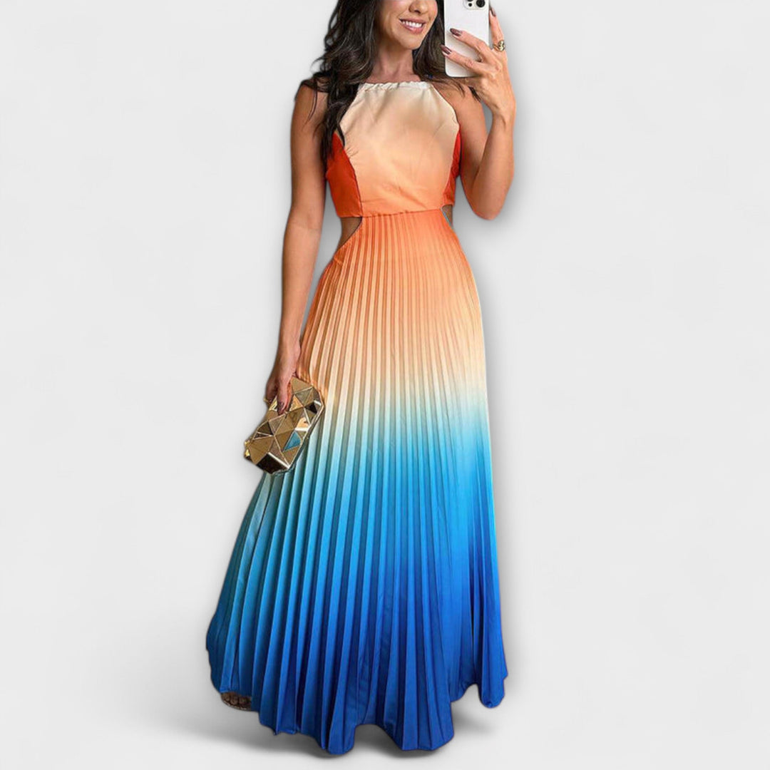 Havira – Backless Maxi Dress with Gradient and Pleats