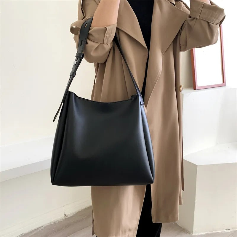 Adrienne – Sleek Leather Tote Bag for Women