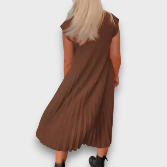 Cirelle – Pleated Dress in A-Line