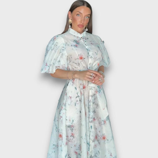 Celindra – Maxi Dress with Floral Texture and Tie Belt