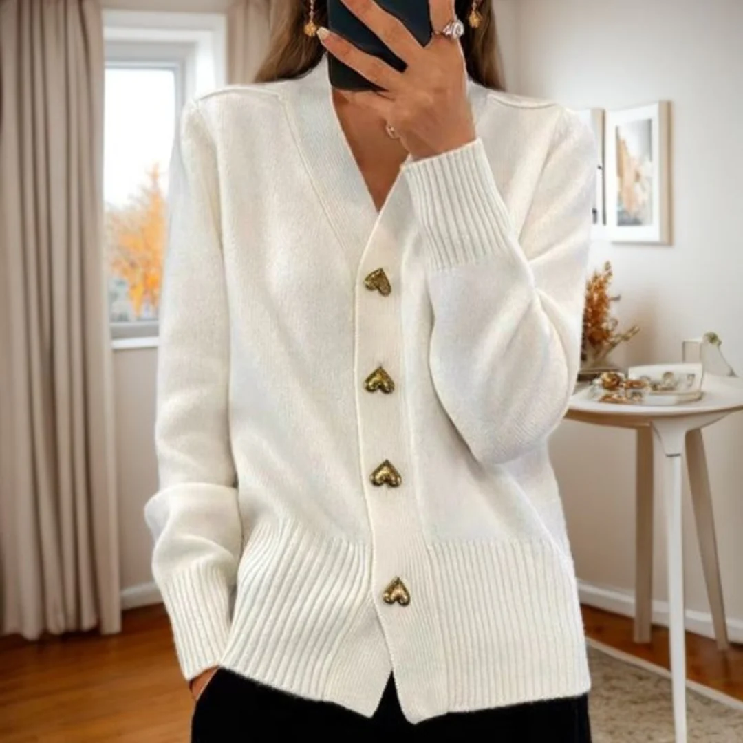 Maddie – Classic Button-Up Cardigan for Women