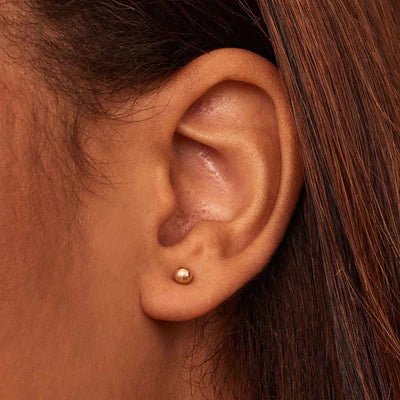 Schuyler – Classic Gold Ball Stud Earrings