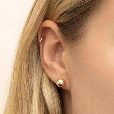 Schuyler – Classic Gold Ball Stud Earrings