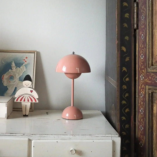 Iconic | Stylish Table Lamps