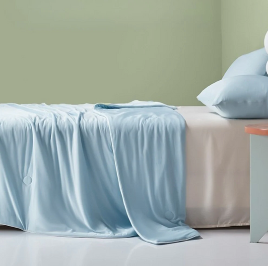 Stine - CoolCloud IceSilk Summer Blanket