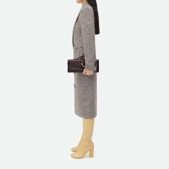 Parker – Sophisticated Woven Leather Clutch for Women
