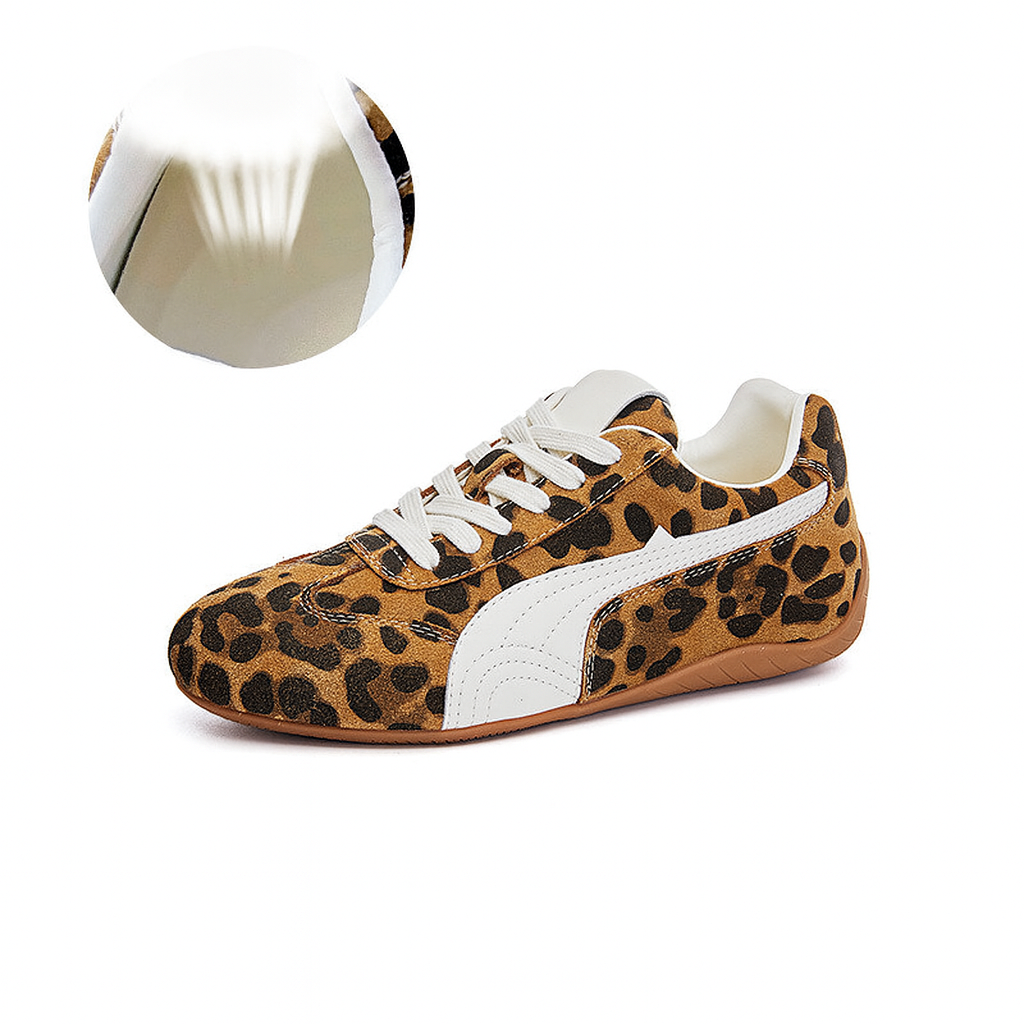 Mila - Women's sports sneakers in retro style