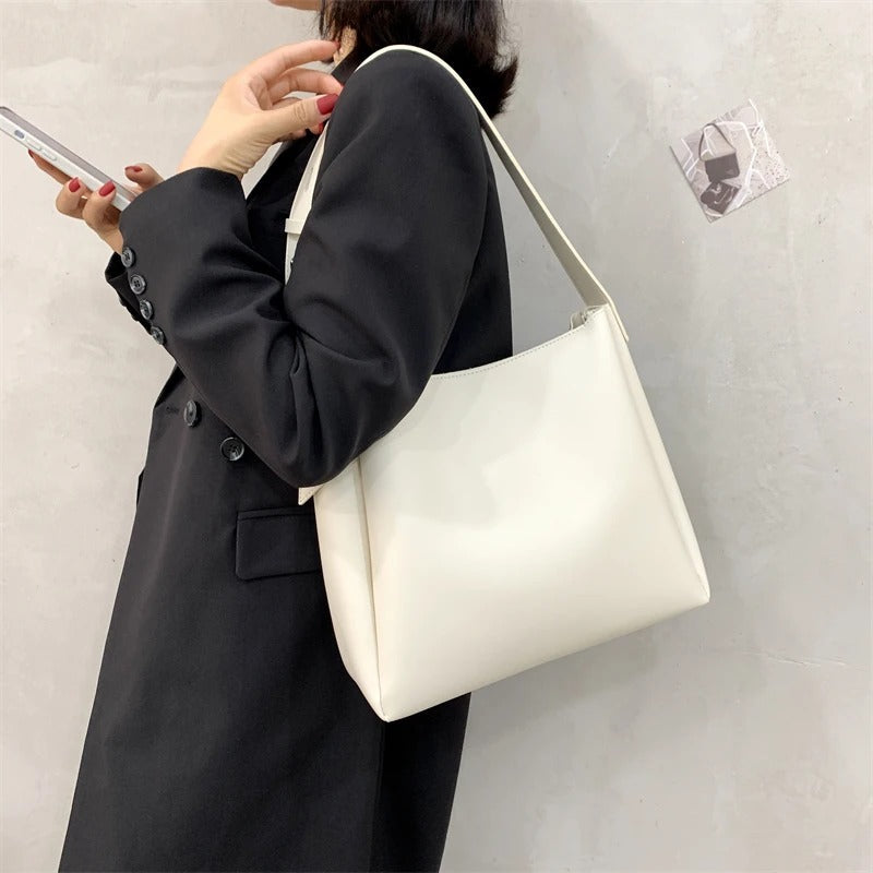 Adrienne – Sleek Leather Tote Bag for Women
