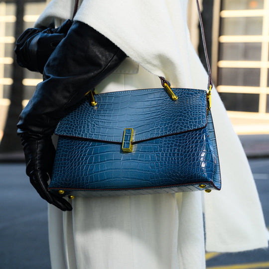 Calissandre – Elegant Crocodile-Embossed Leather Handbag for Women
