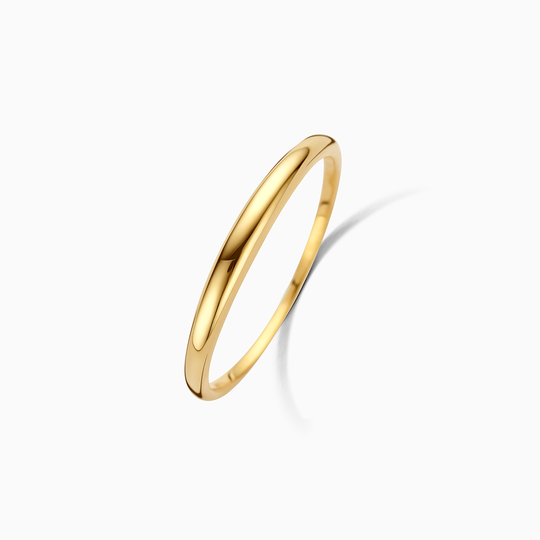 Carrie – Sleek Gold Stacking Ring