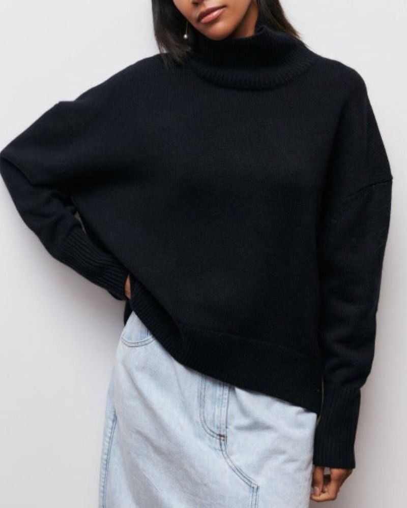 Alicia  – Oversized Turtleneck Sweater for Women