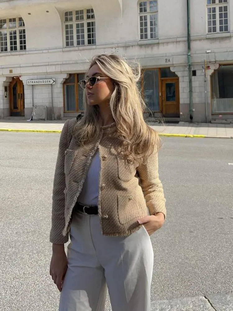 Shae – Chic Cropped Button-Up Jacket for Women