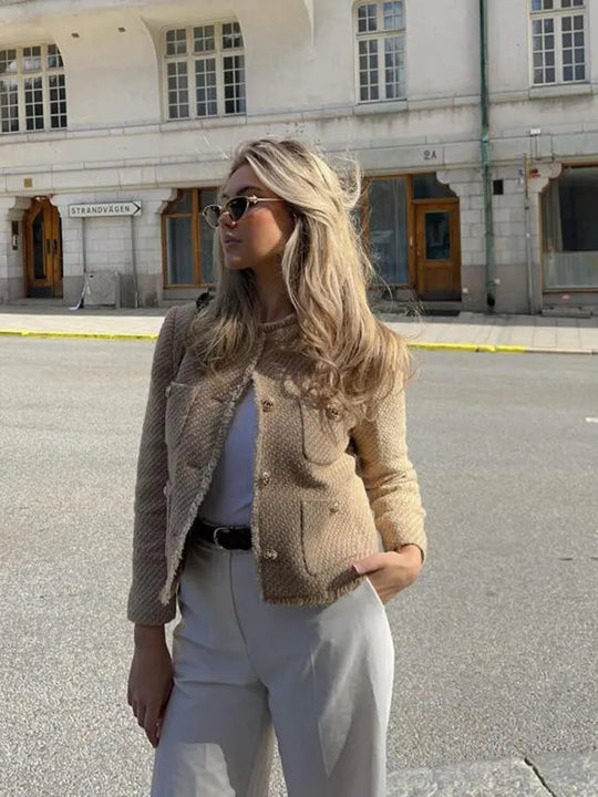Shae – Chic Cropped Button-Up Jacket for Women