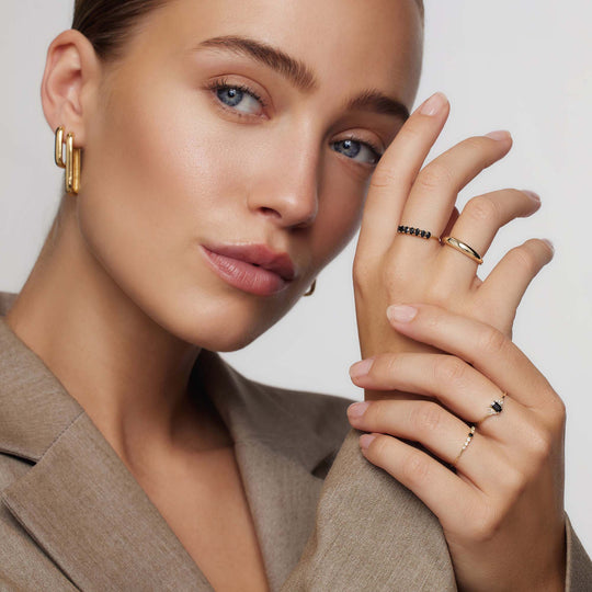Bridget – Gold Ring with Blue Sapphire Accents