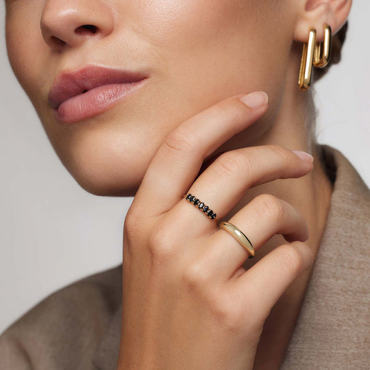 Bridget – Gold Ring with Blue Sapphire Accents