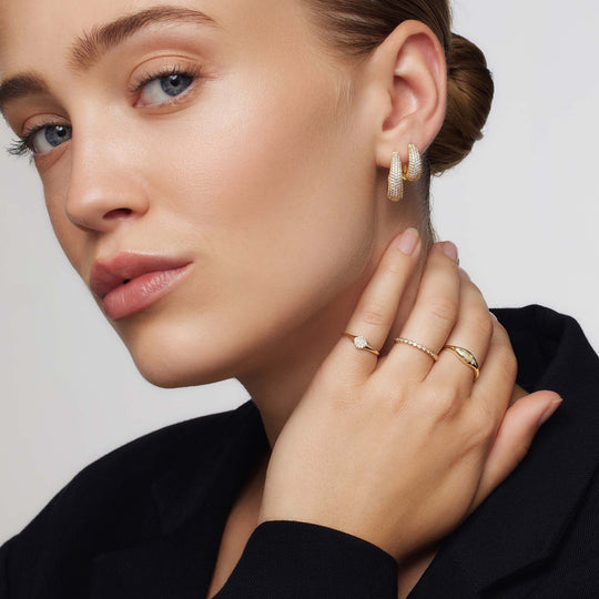 Georgia – Gold Dome Ring with Star Engraving