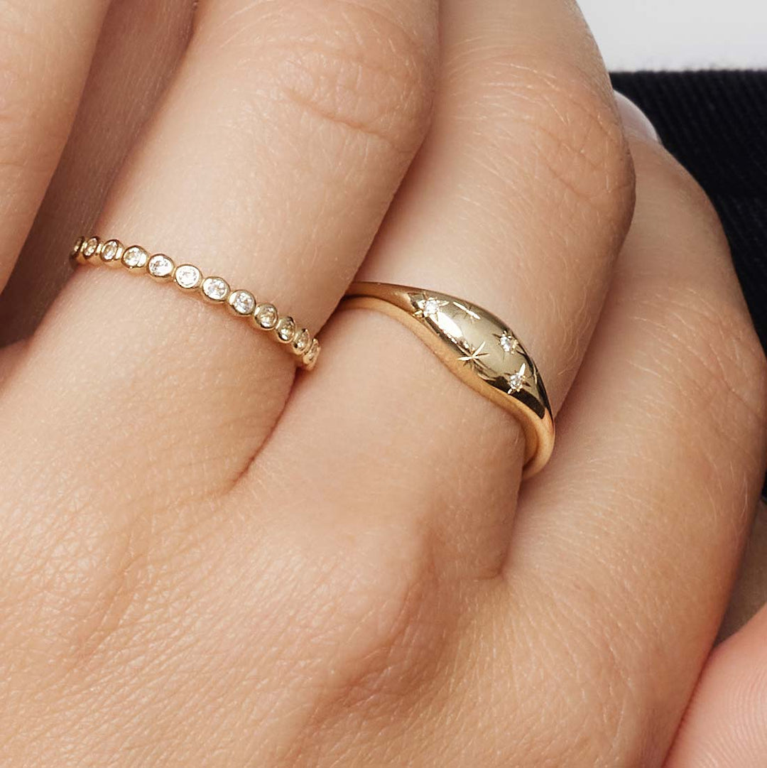 Georgia – Gold Dome Ring with Star Engraving