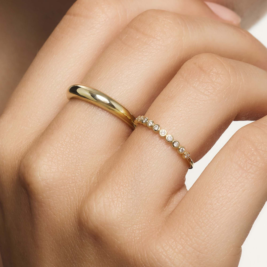 Nanette – Classic Gold Band Ring