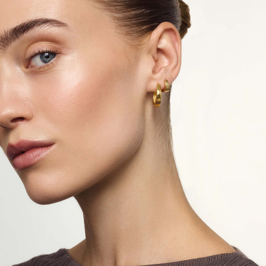 Sherilyn – Sleek Gold Huggie Earrings