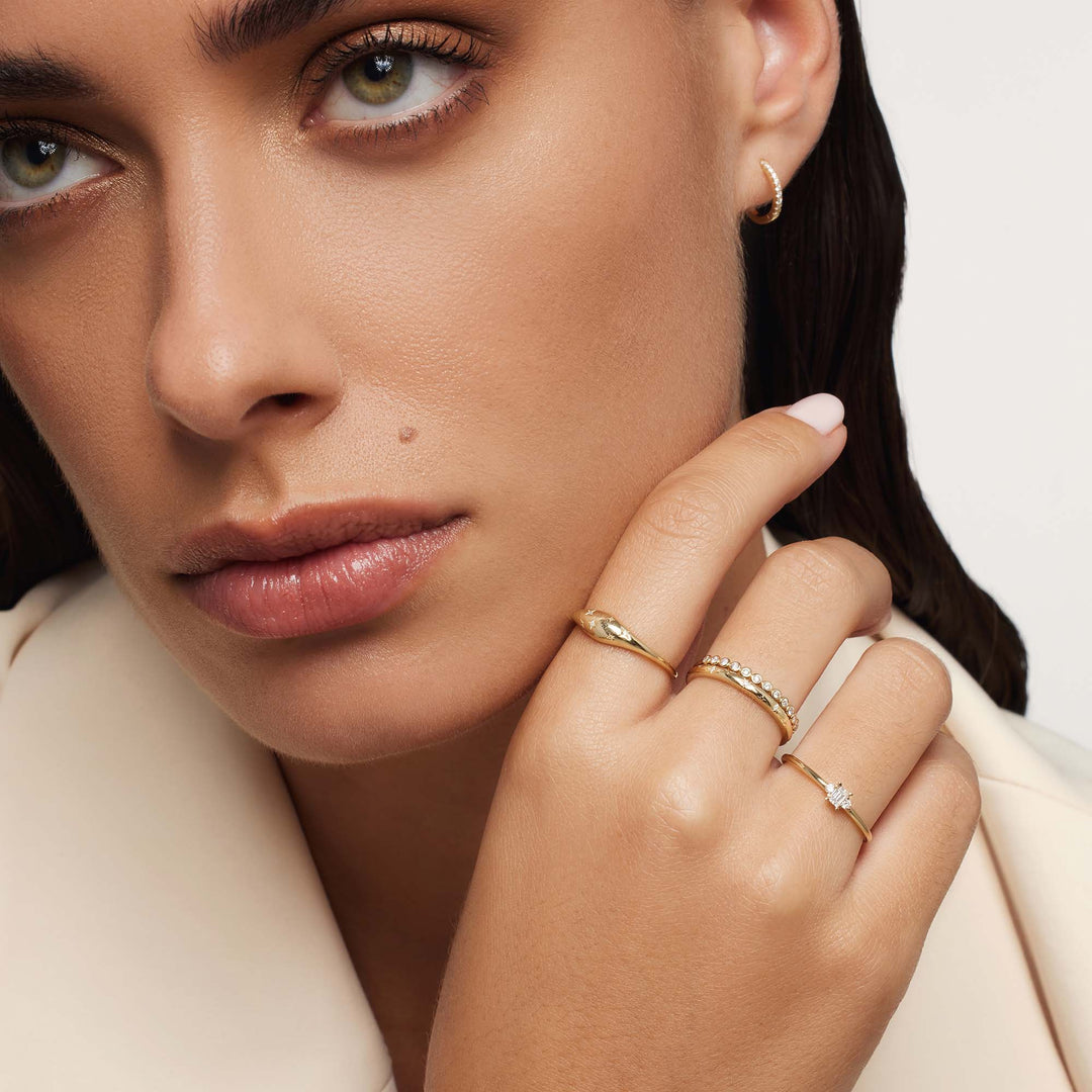 Georgia – Gold Dome Ring with Star Engraving