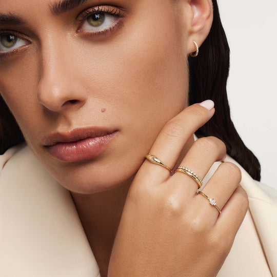 Georgia – Gold Dome Ring with Star Engraving