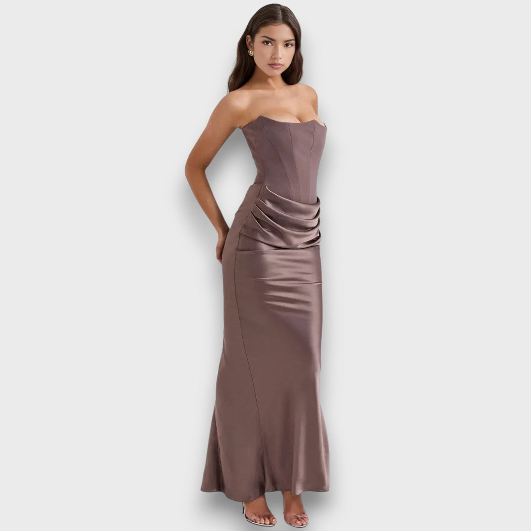 Isedra – Midi Dress with Sculptural Line