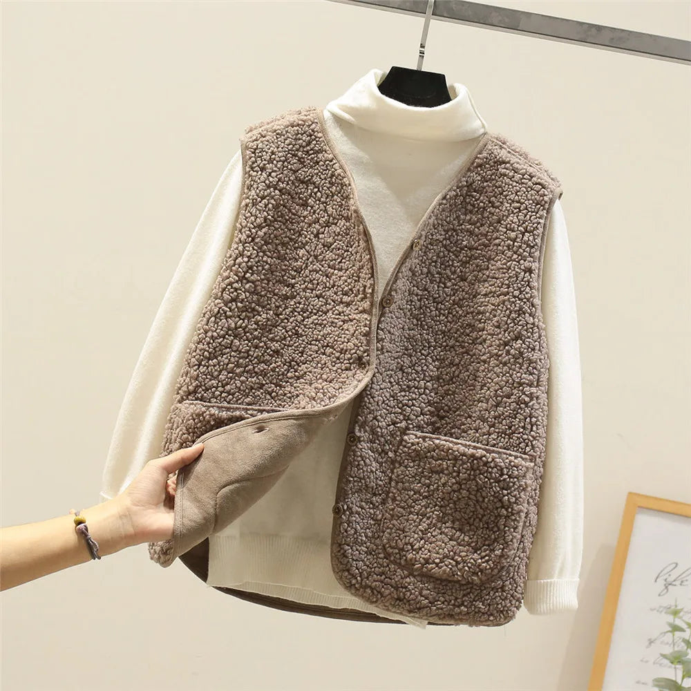 Holliston – Reversible Fleece Vest for Women