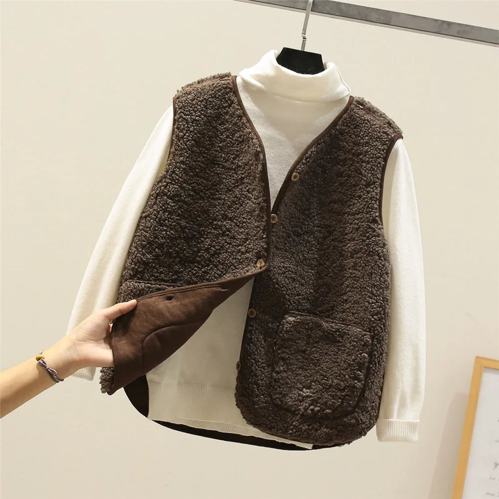 Holliston – Reversible Fleece Vest for Women
