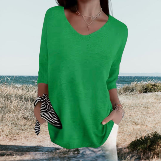 Linda – Relaxed V-Neck Short Sleeve Knit for Women