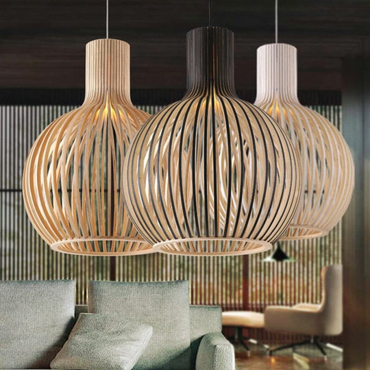 Calla – Sculpted Wooden Pendant Light