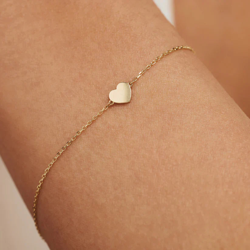 Siobhan – Gold Heart Charm Bracelet
