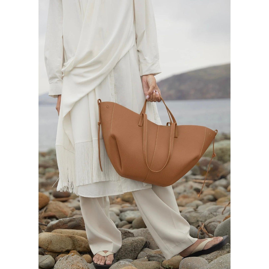 Amarelle – Oversized Leather Tote Bag for Women
