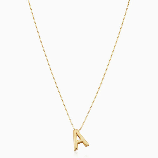 Caroline – Golden Initial Pendant Necklace