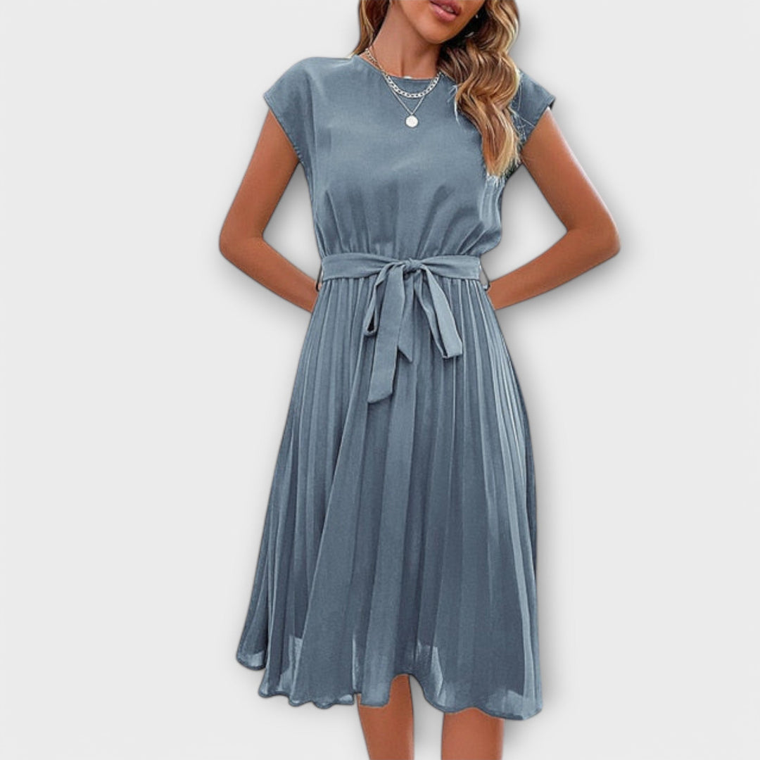 Mireia – Pleated Dress with Waist Bow