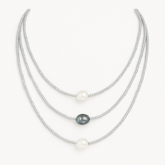Vintage freshwater pearl necklace