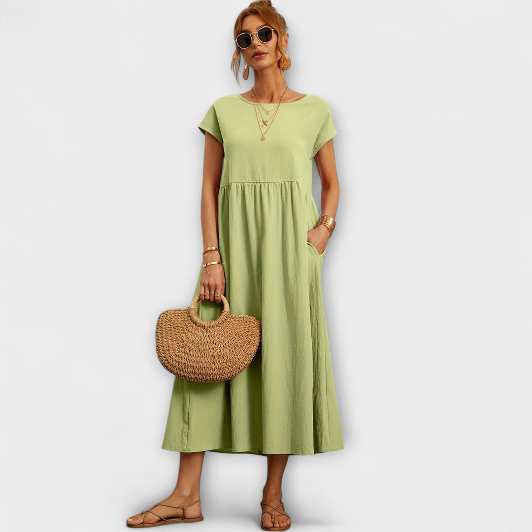 Leona – Light Dress with Summery Ease