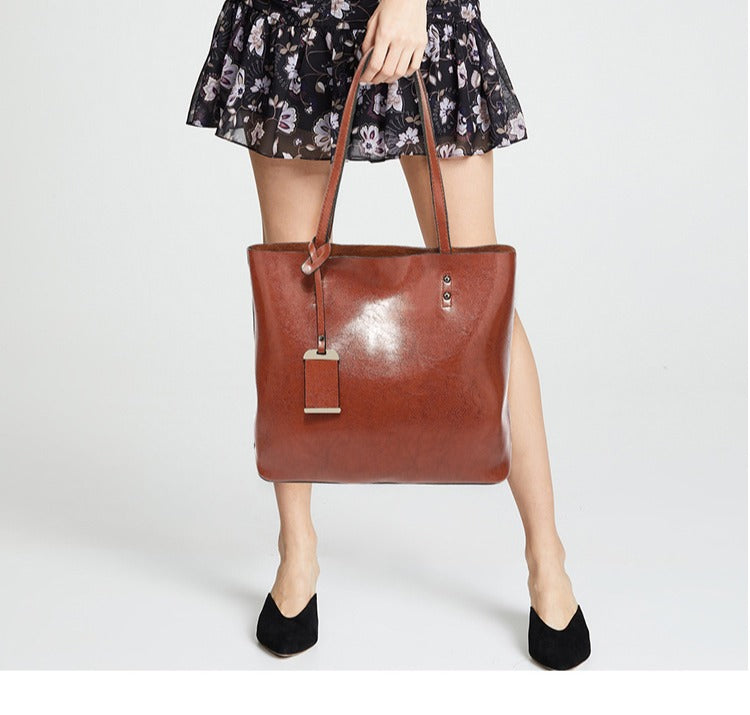 Velmira – Structured Leather Tote Bag