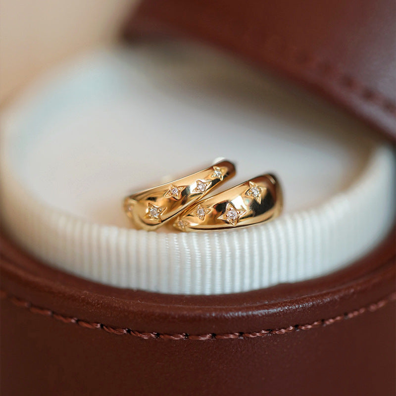 Mariko – Golden Twist Hoop Earrings