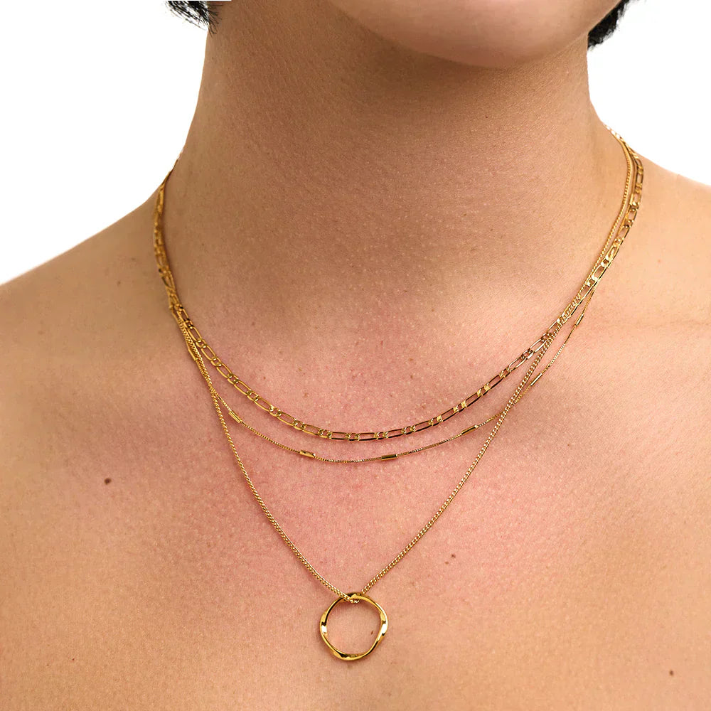 Eleanor – Layered Gold Circle Pendant Necklace for Women