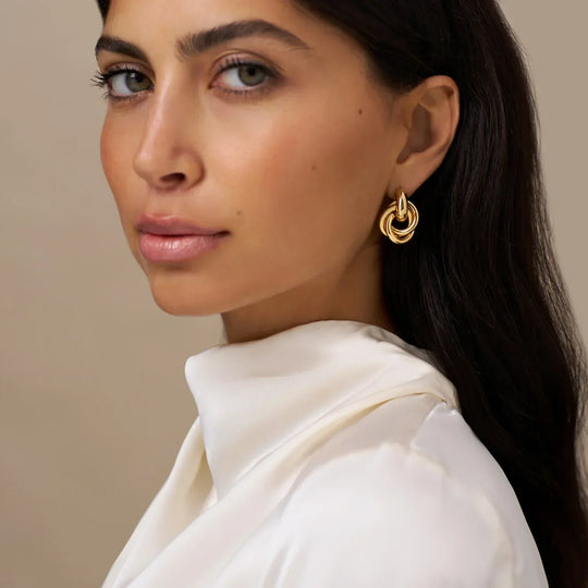 Lyndsy – Gold Knot Stud Earrings