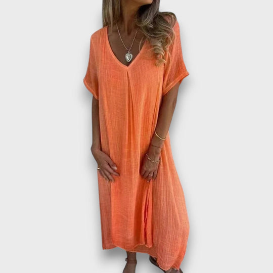Tirelle – Airy Dress with V-Neck