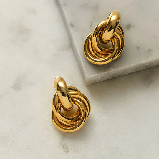 Lyndsy – Gold Knot Stud Earrings