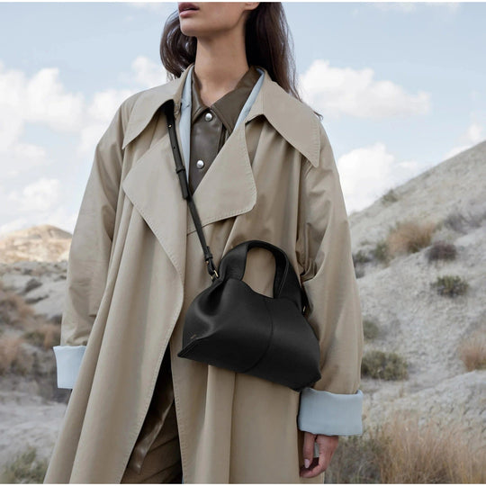 Blakely – Minimalist Leather Handbag for Women