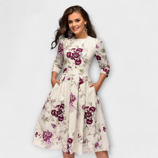 Marivet – Floral Dress with Elegant Waist